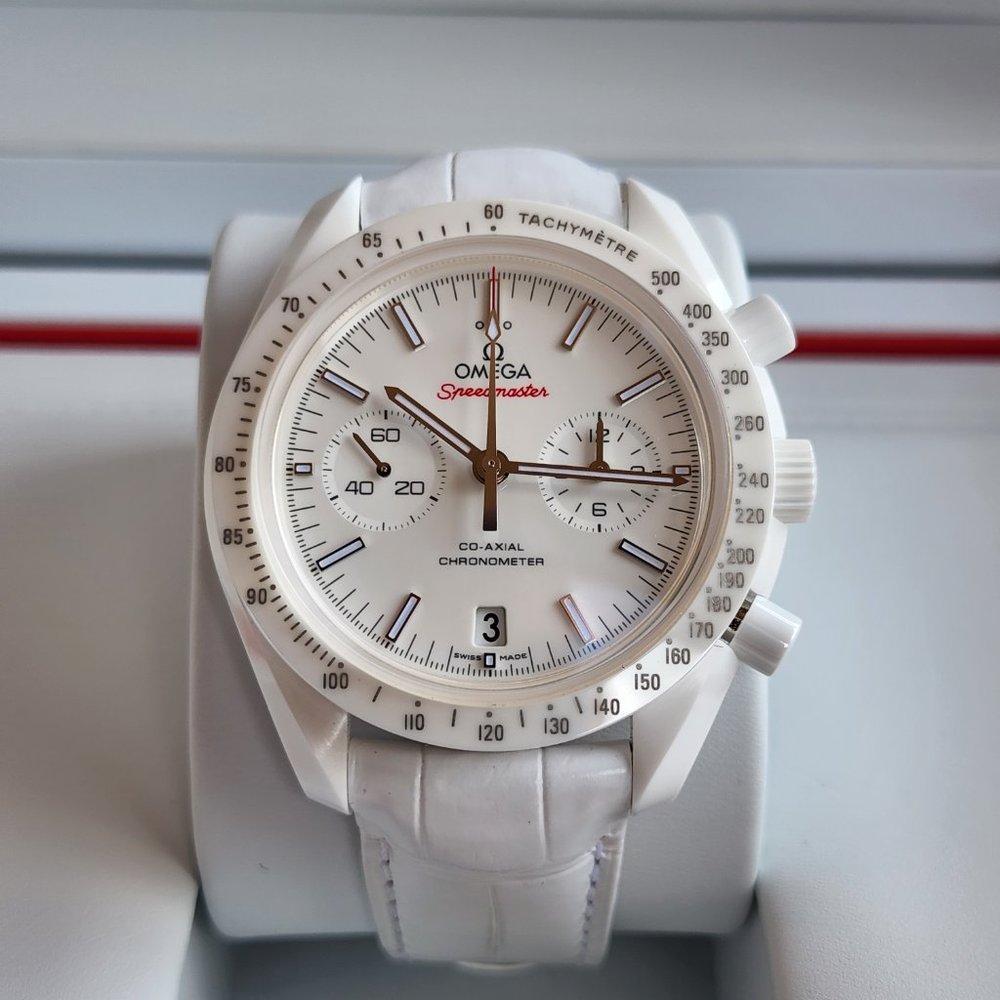NEW OMEGA SPEEDMASTER WHITE SIDE OF THE MOON 44.25 CERAMIC WHITE CHRONO Co-Axial - Picture 3 of 15